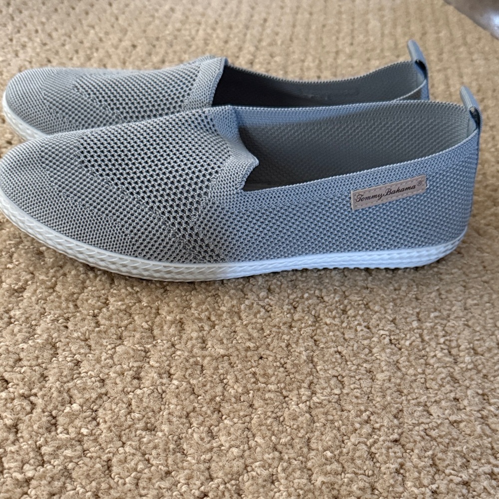 Tommy Bahama Light Gray Mesh Slip-On Loafers